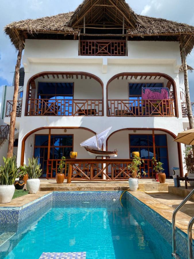 Utulivu Bungalow 눙귀 외부 사진