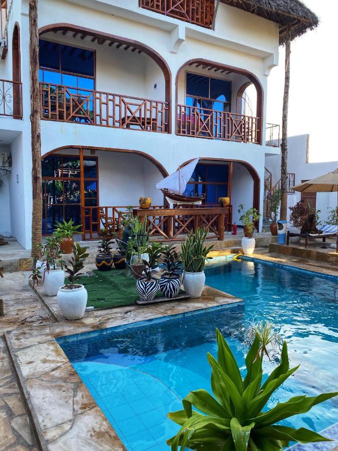 Utulivu Bungalow 눙귀 외부 사진